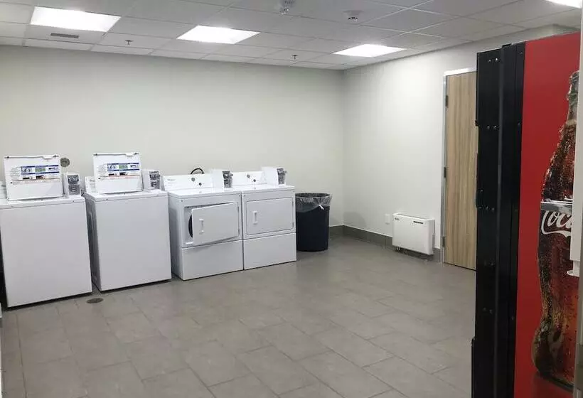 ホテル Kodiak Compass Suites