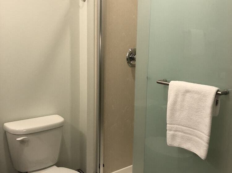 Szálloda Kodiak Compass Suites