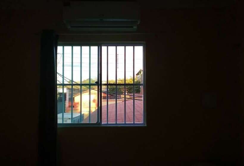 בית מלון כפרי Val Paraiso