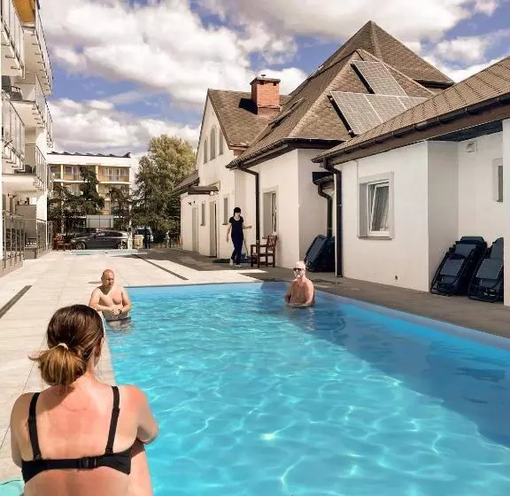 Hotelli Wczasowa 8 Apartments