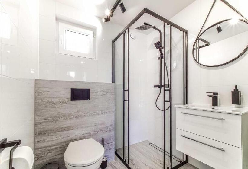 호텔 Wczasowa 8 Apartments