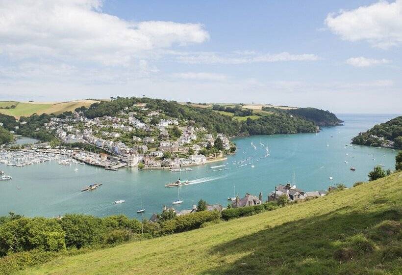 Little Cotton Farmhouse