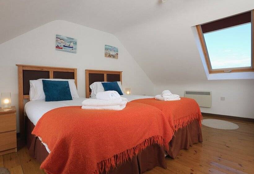 Little Cotton Farmhouse