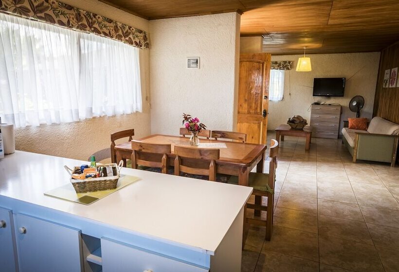 Marae Premium Cabins