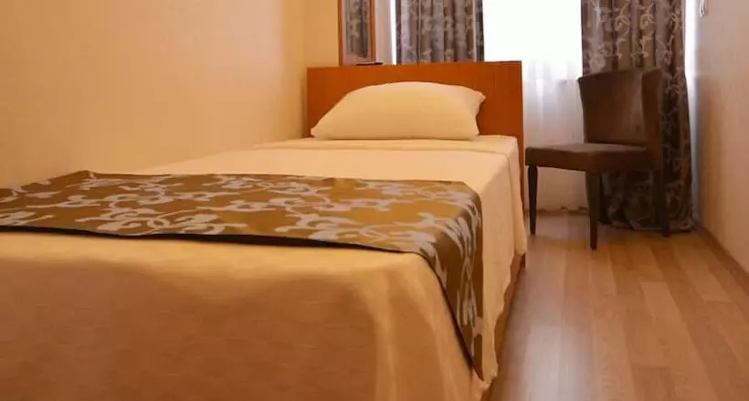 Otel On Arslan