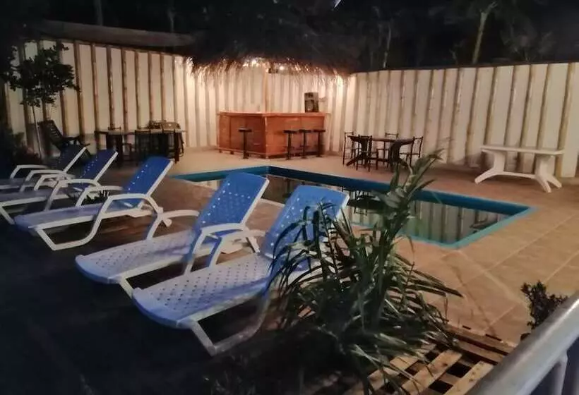 ペンション Casa Atlantida