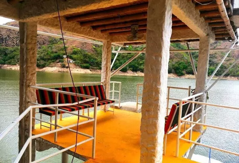 ペンション Casa Atlantida