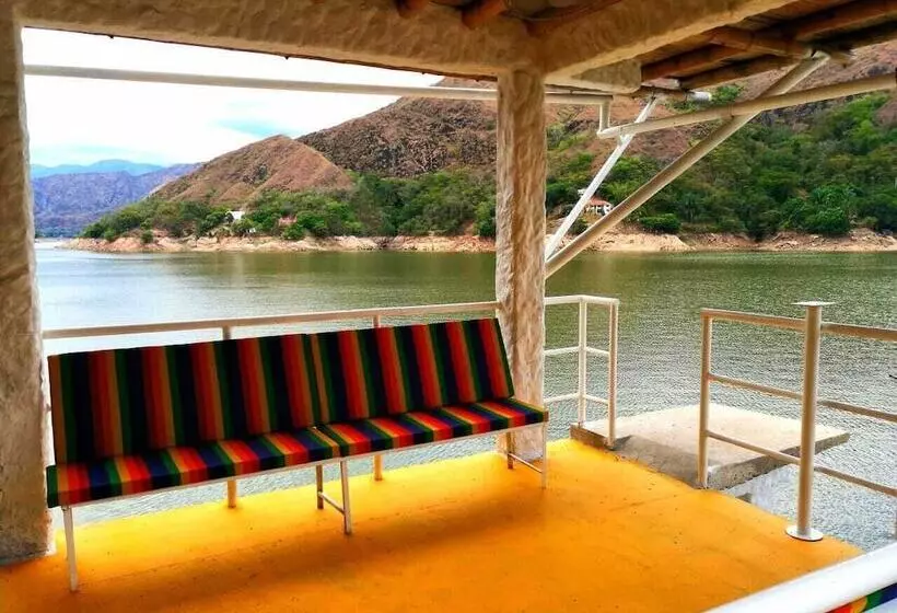 ペンション Casa Atlantida