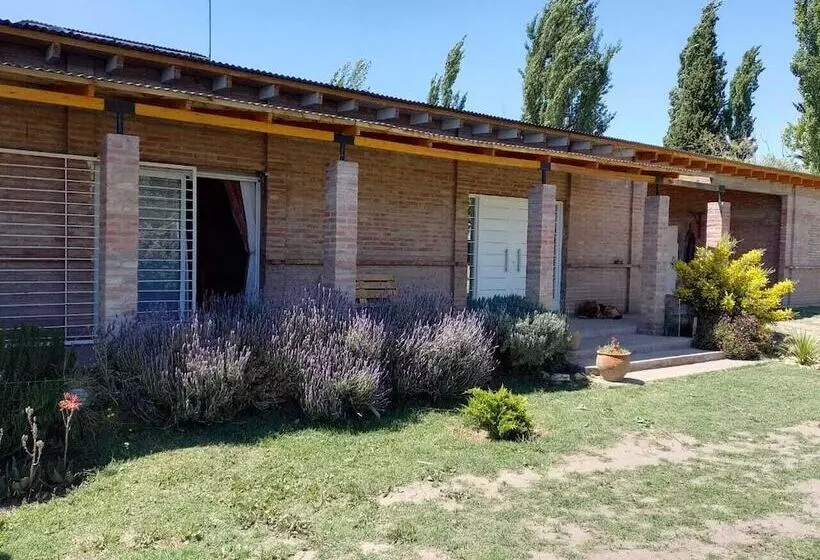 ペンション Descanso Cordillerano