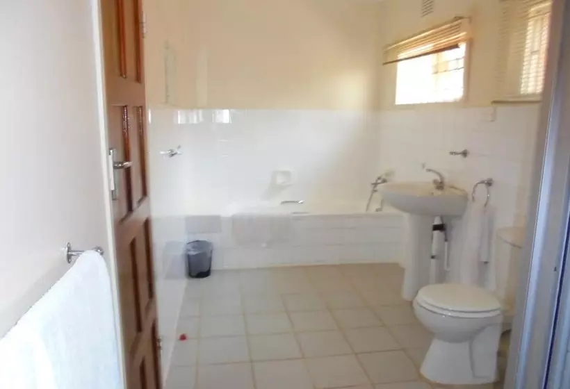 پانسیون Sharon's Guest House
