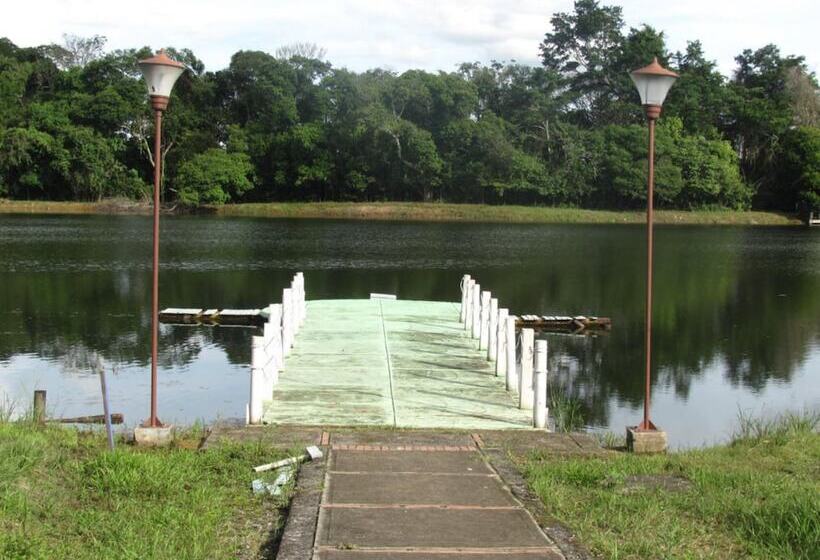 استراحتگاه Centro Vacacional Y De Eventos Araguaney