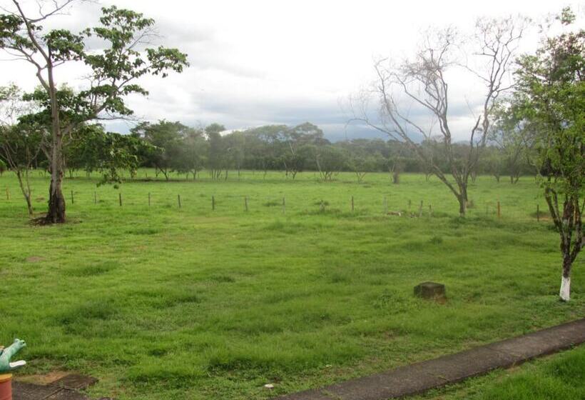 אתר נופש Centro Vacacional Y De Eventos Araguaney