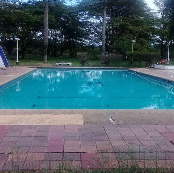 استراحتگاه Centro Vacacional Y De Eventos Araguaney