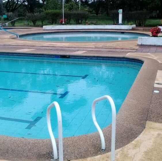 אתר נופש Centro Vacacional Y De Eventos Araguaney