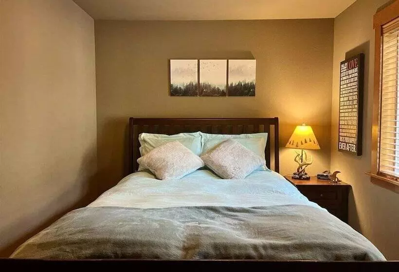 River Rock Mountain Cabin