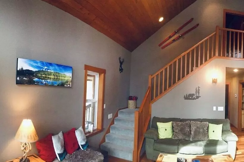 River Rock Mountain Cabin