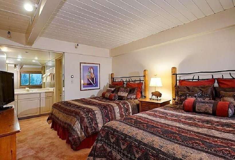 Stonebridge Condominiums