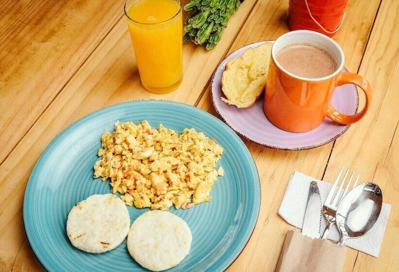 Tubo Hotel La Tatacoa   Campsite