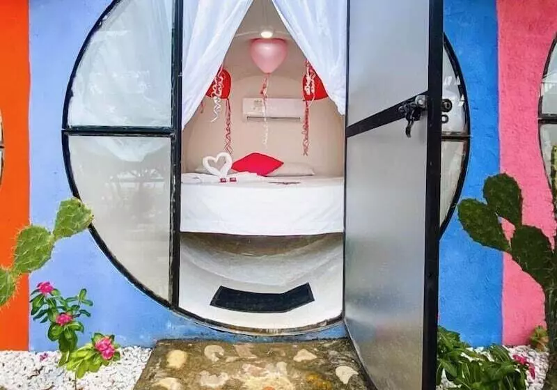 Tubo Hotel La Tatacoa   Campsite