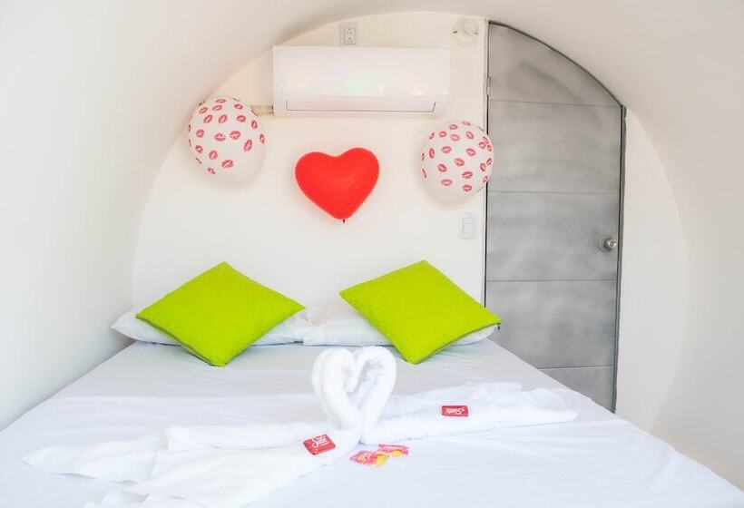 Tubo Hotel La Tatacoa   Campsite