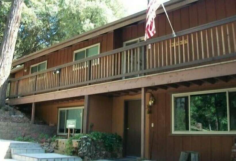 Yosemite Scenic Wonders  Cedar Mountain