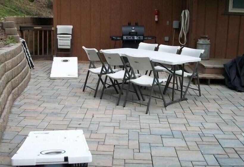 Yosemite Scenic Wonders  Cedar Mountain