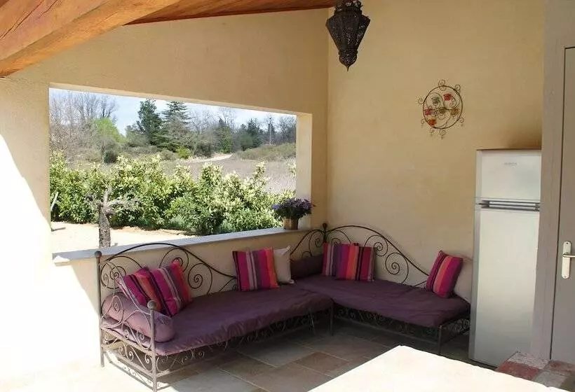 ベッドアンドブレックファースト Chambres D Hôtes La Dryade