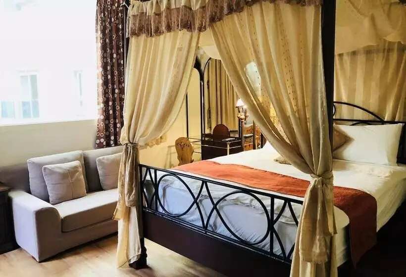 تختخواب و صبحانه Corner Love Homestay