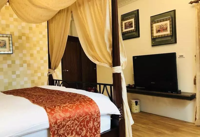 تختخواب و صبحانه Corner Love Homestay