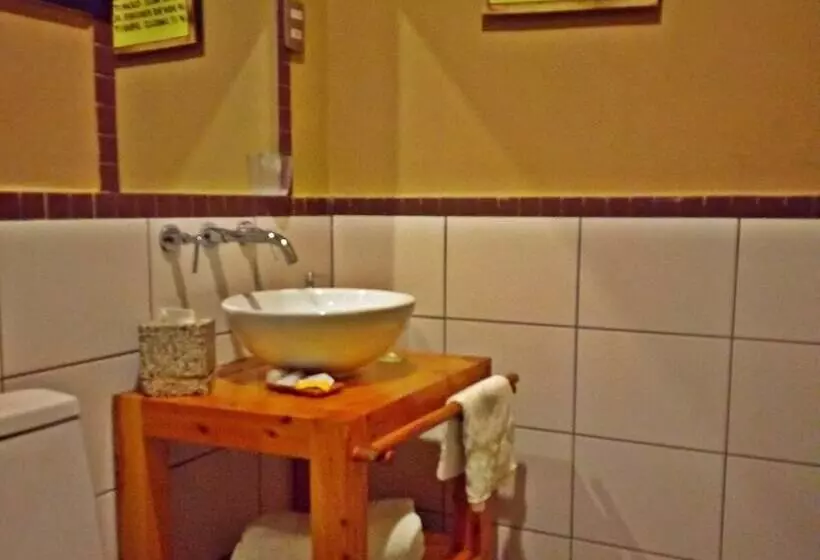 Aamiaismajoitus (B&B) Natural Surf Lodge