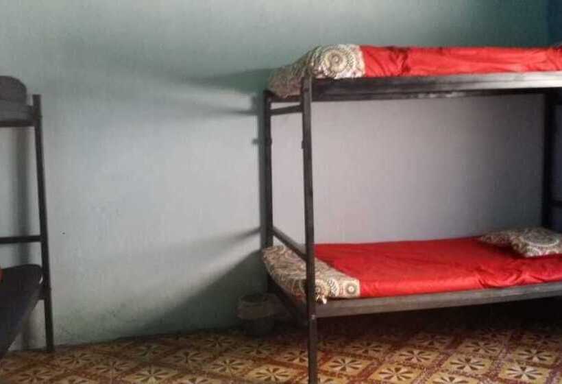 Casa Encuentro Hostel