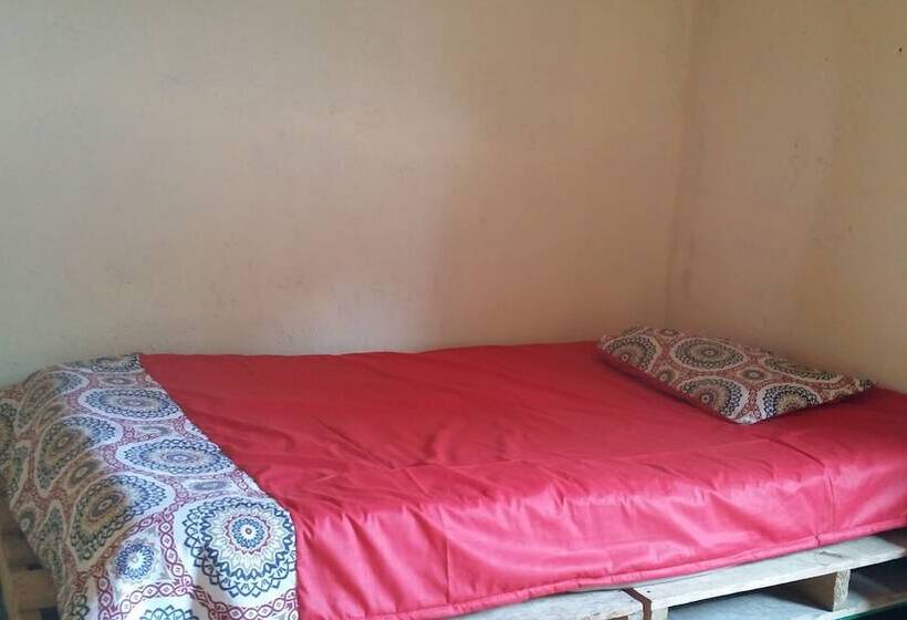 Casa Encuentro Hostel