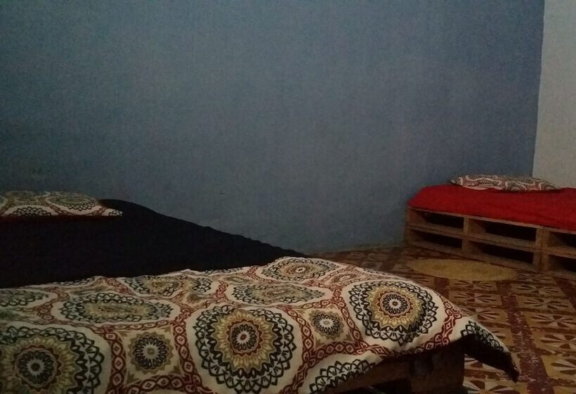 Casa Encuentro Hostel