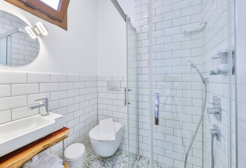 Dantel Butik Ev Pansiyon