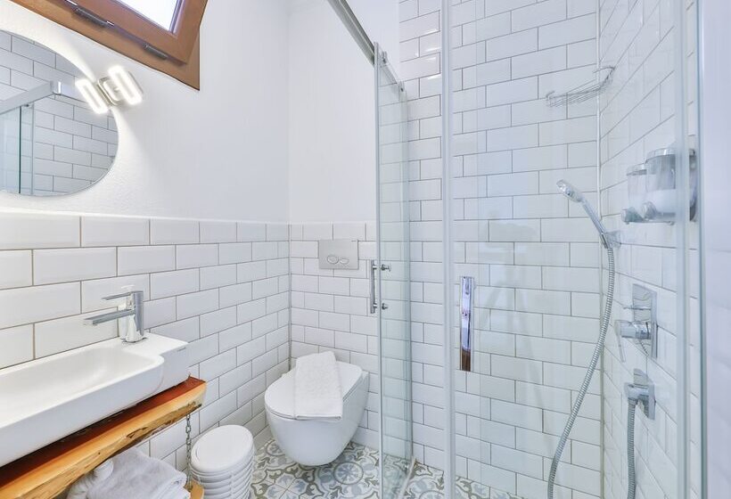 Dantel Butik Ev Pansiyon