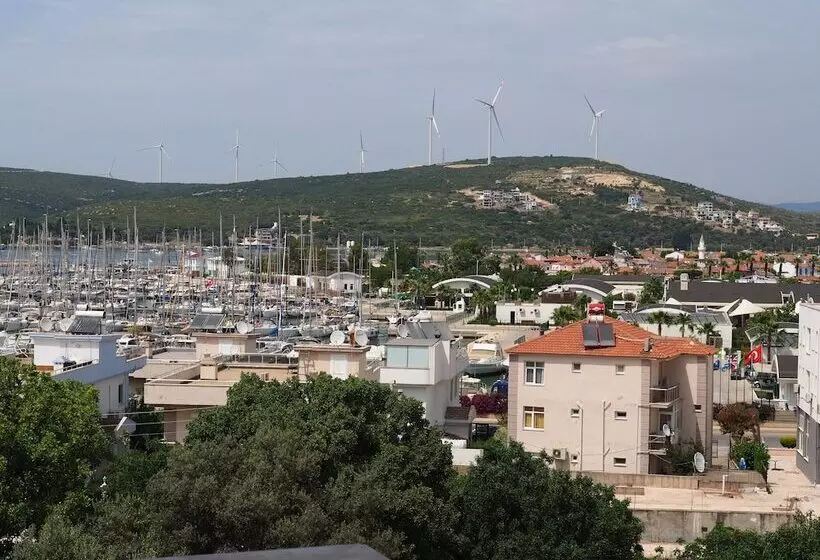 Deniz Otel