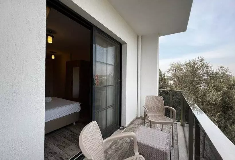 Deniz Otel
