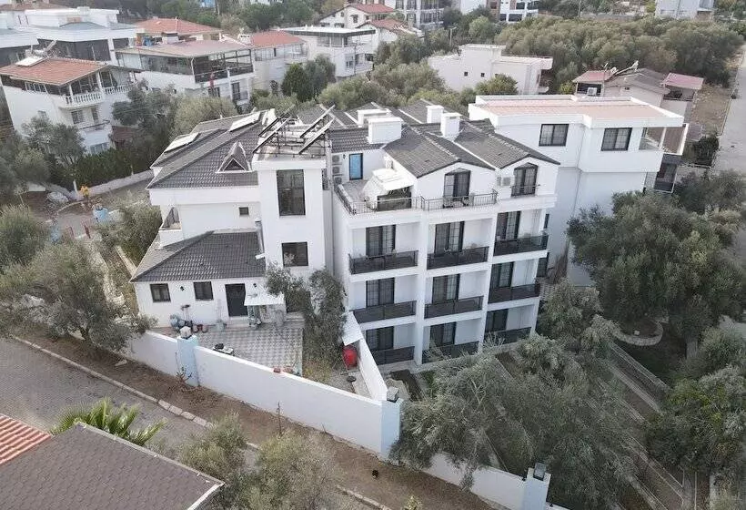 Deniz Otel