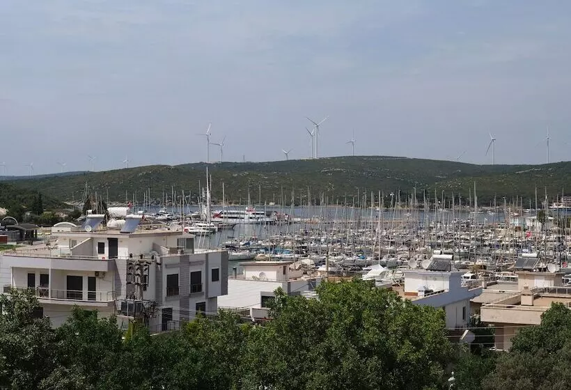 Deniz Otel