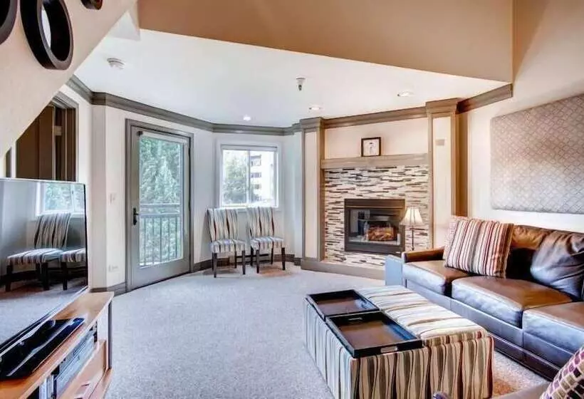 ホテル 4 Bedroom Ski In, Ski Out Mountain Vacation Rental Located Next To Historic Main Street In Downtown