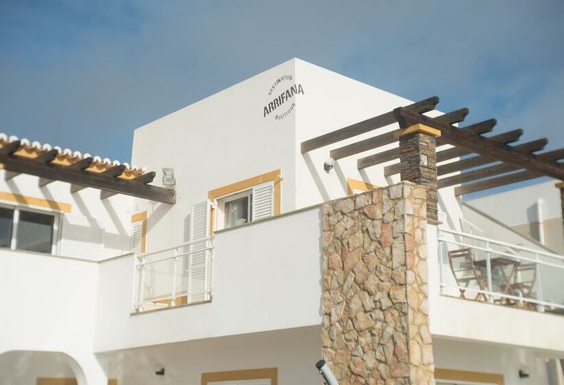 فندق Arrifana Destination Suites