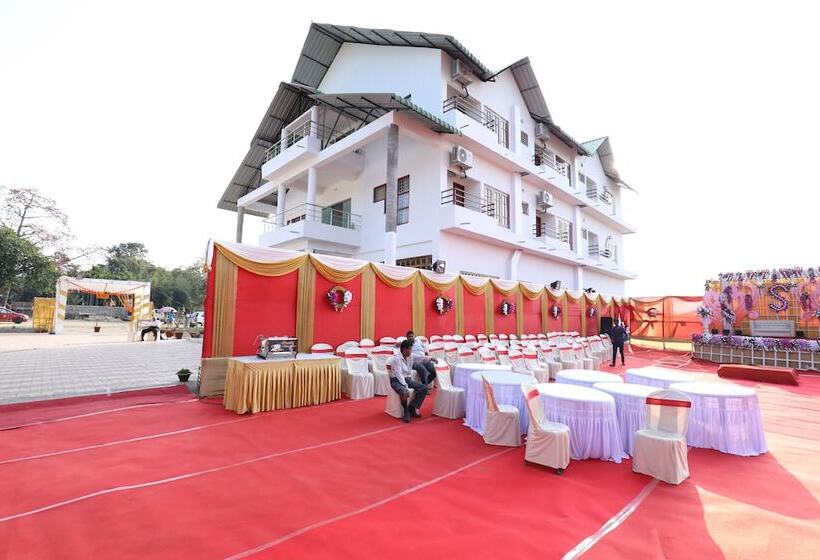 Отель Bon Villa Retreat