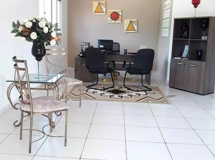 Hotelli Brisa Da Serra