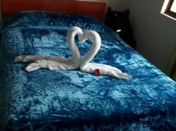 בית מלון כפרי Cambulos