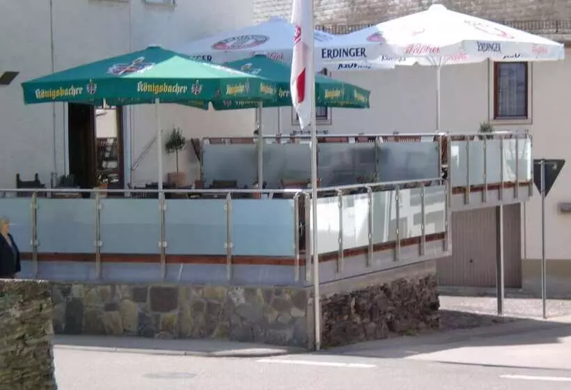 Hotelli Deutsches Haus