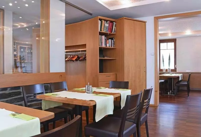 Hotelli Deutsches Haus