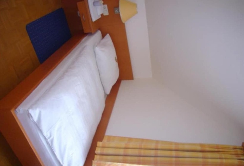 בית מלון כפרי Deutsches Haus