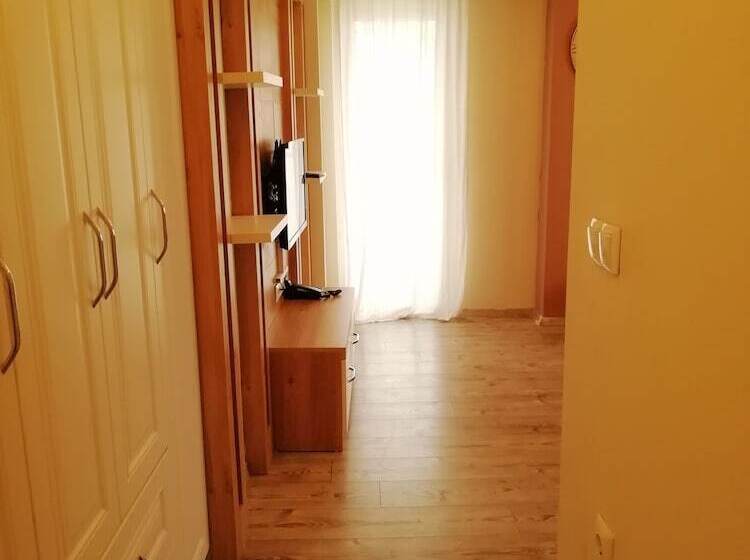 Отель King Life Suite