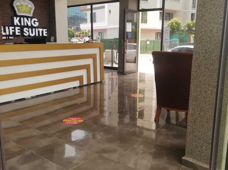 Отель King Life Suite