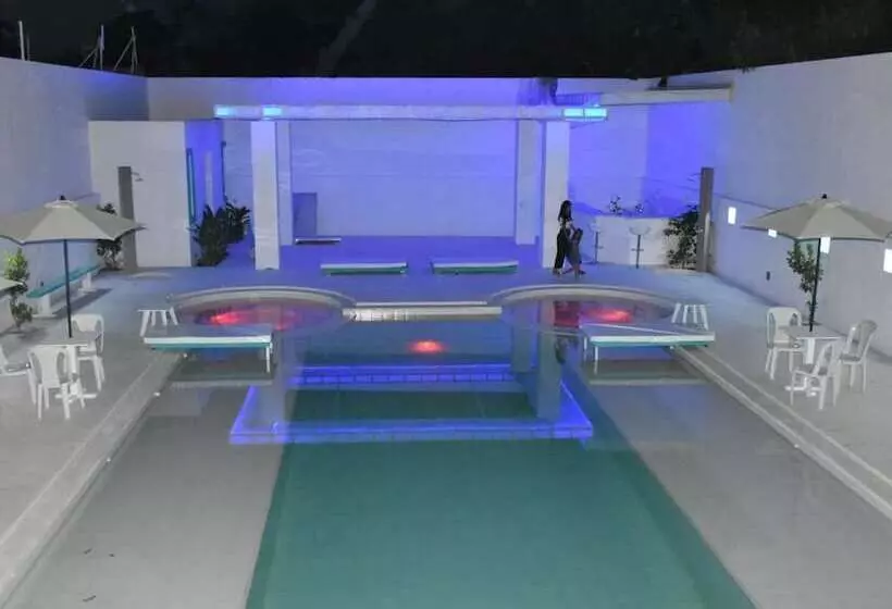 Hotelli La Puerta del Ángel Isla